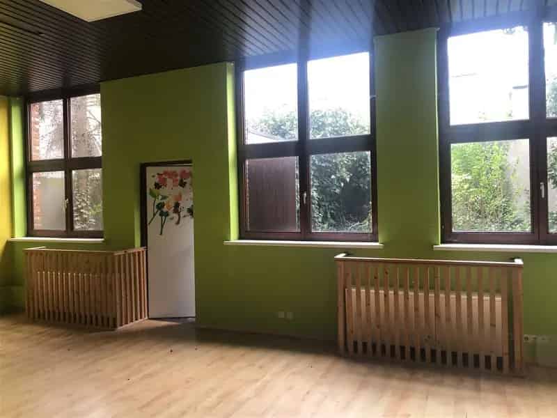 ruime rijwoning met polyvalent bijgebouw en tal van mogelijk
