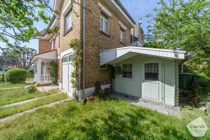 Authentieke Villa Nabij Zee Te Renoveren