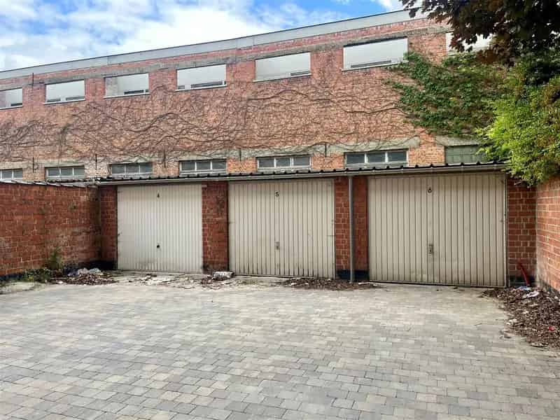 Garagebox te koop Centrum