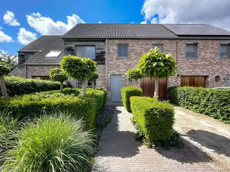 Ruime Gezinswoning te Koop in Wetteren