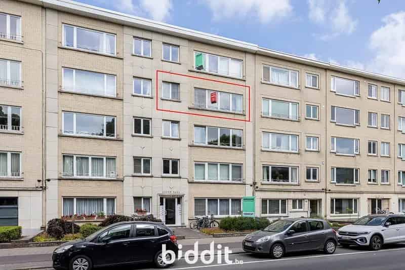 TE RENOVEREN APPARTEMENT IN PULHOFWIJK