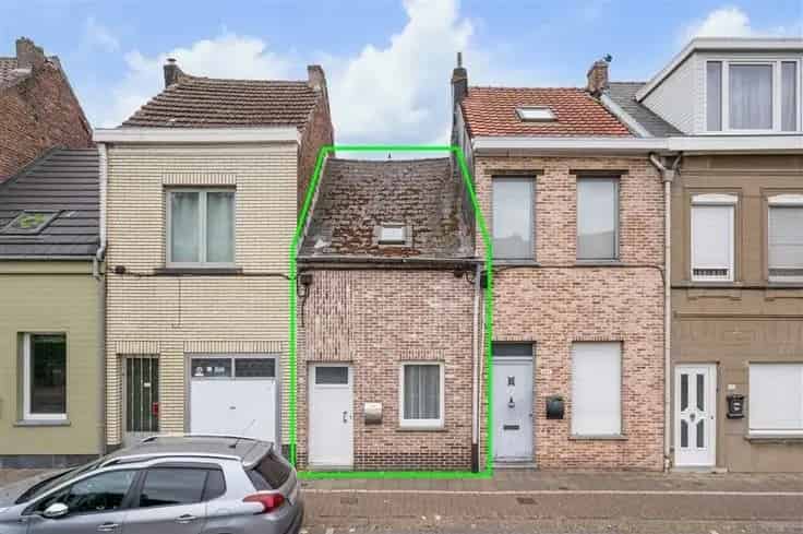 Huis Te Koop: Knusse 1 Slaapkamer Woning Grote Tuin