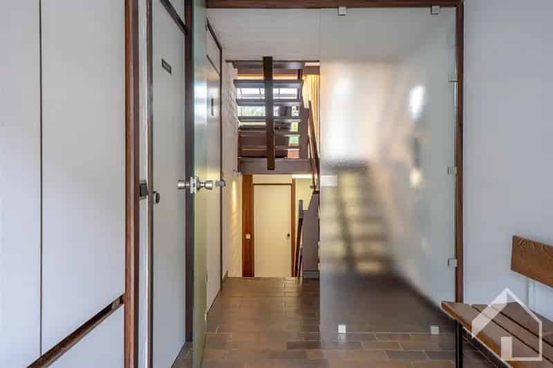 Ruime woning met 4 slaapkamers