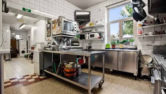 Herenhuis te koop in Michel Moorsplein 1, Bilzen - Dewaele
