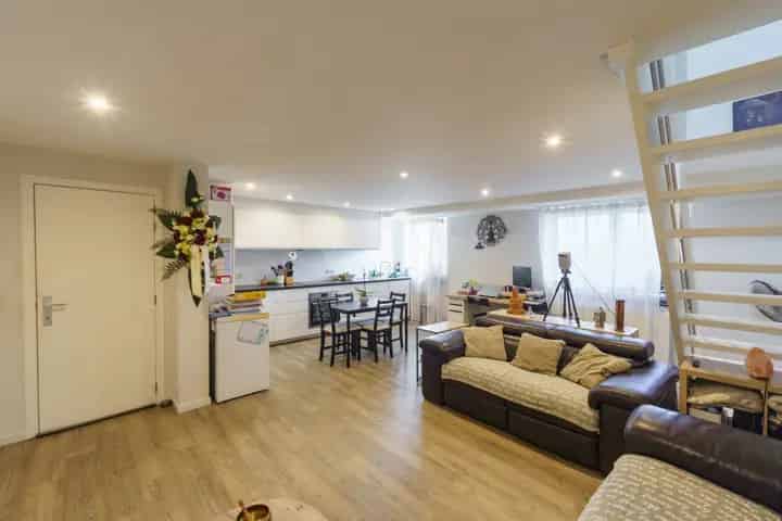 2 slaapkamer-appartement met staanplaats te Diegem