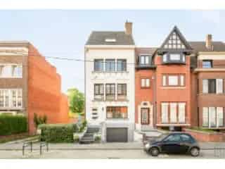 Herenhuis te Koop Kortrijk 6 slaapkamers  EPC B