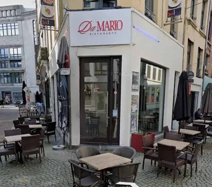 Zeer zichtbare hoekwinkel 92m²  Antwerpen