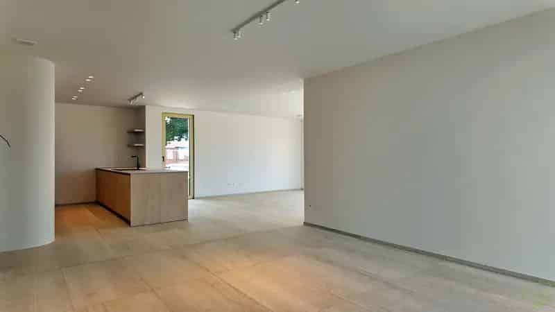 Luxueuze en energiezuinige penthouse met riant terras in de Leopoldlaan!
