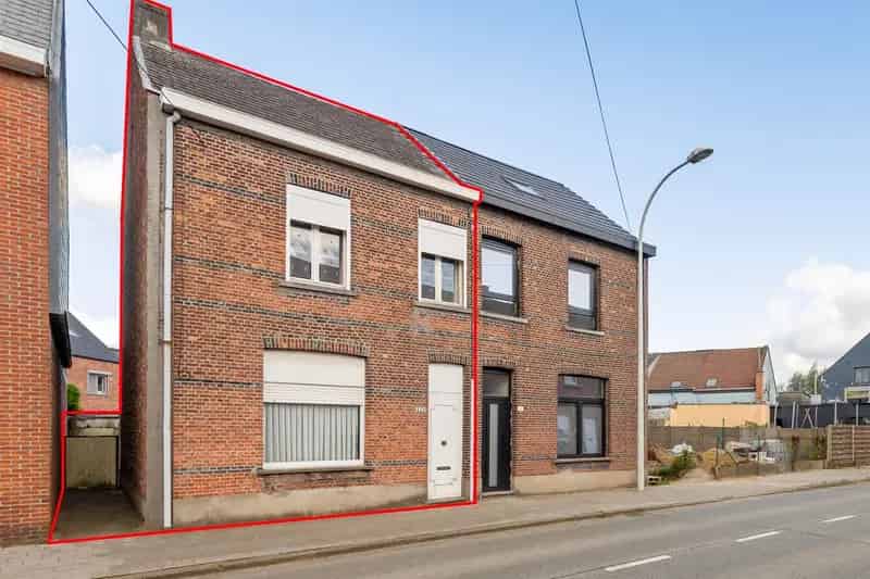 Te renoveren woning met veel potentieel
