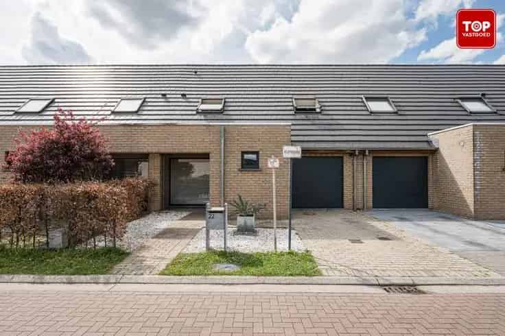 Huis Te Koop Gent: Instapklare 3 Slaapkamers, Garage en Zonnige Tuin