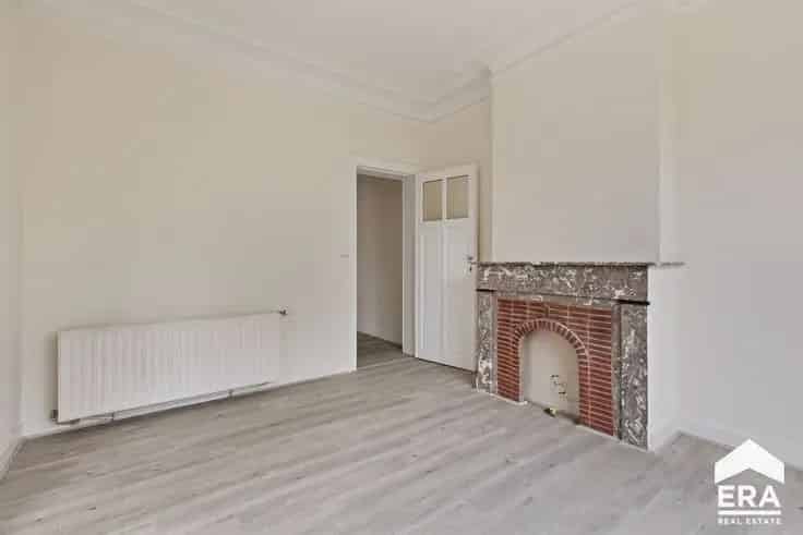 Appartement Te Koop Laeken Toplocatie Nabij Parken