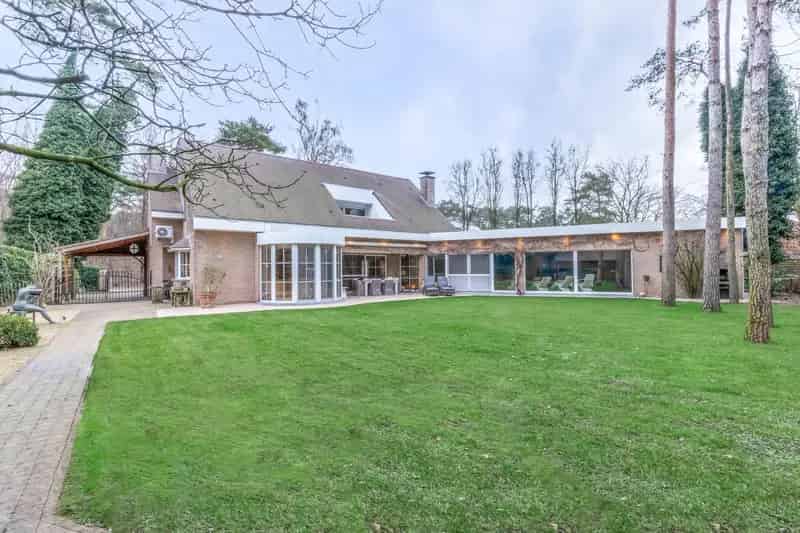 Prachtige Villa in groene omgeving