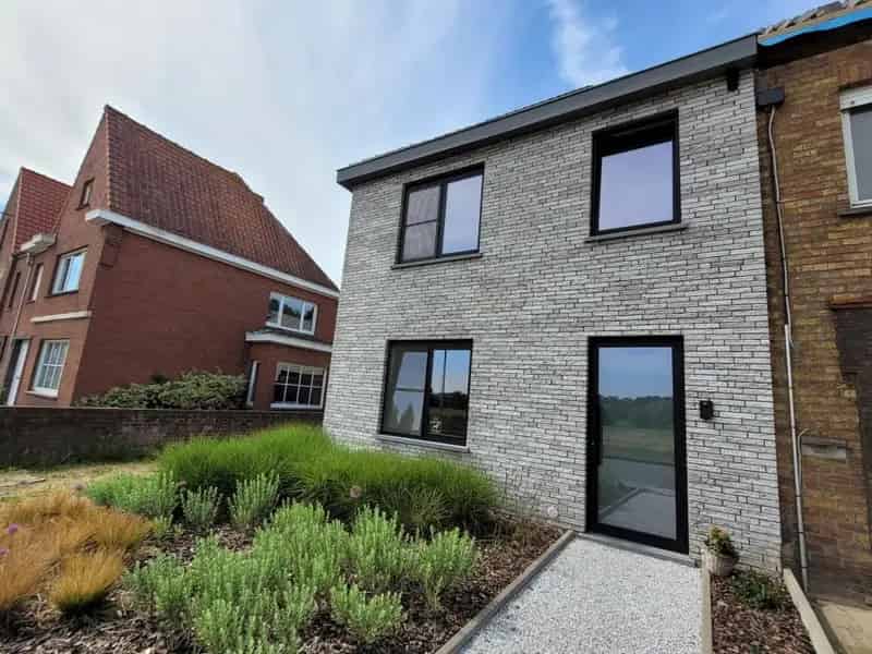 Huis te huur: gerenoveerde woning nabij Merkenveld