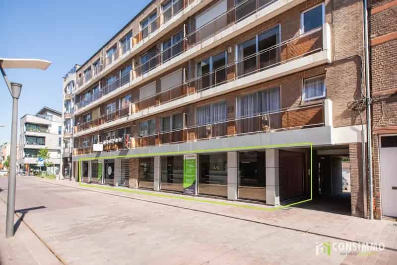 Handelspand/kantoorruimte van 325m² in Genk-Centrum!