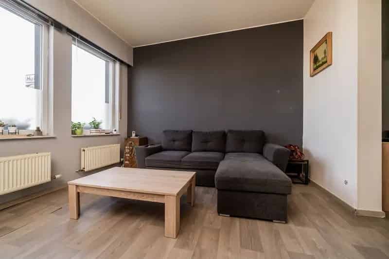 Op te frissen woning met 3 slpkm. gelegen op een toplocatie