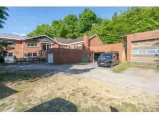 Huis te koop Huldenberg -  Handelsruimte Appartement Woning Loods