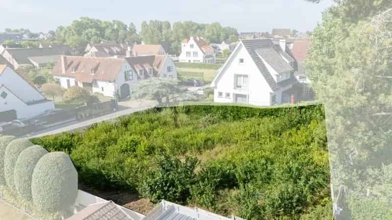 Bouwgrond zonder bouwverplichting met residentiële ligging