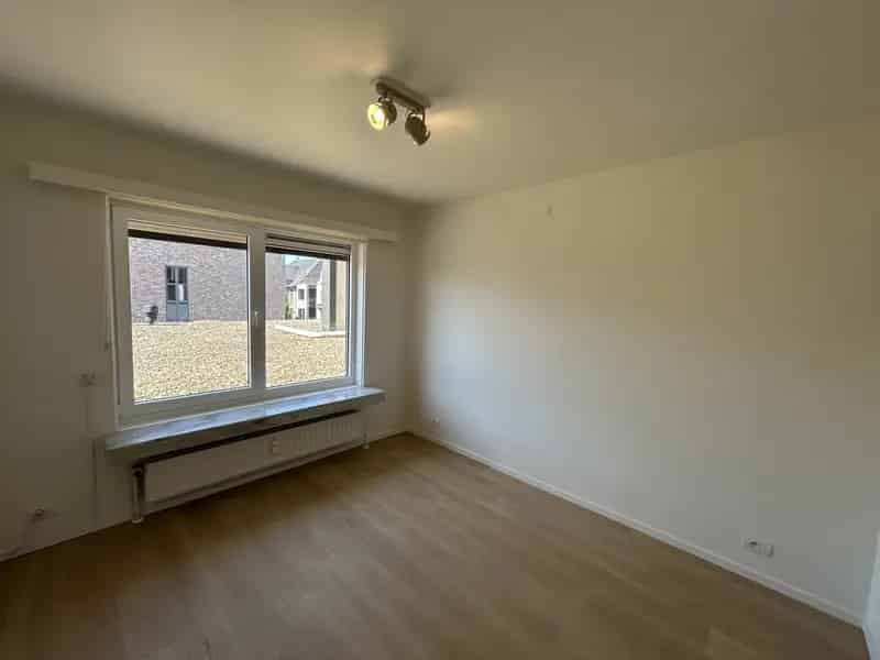 Volledig Gerenoveerd Appartement Op Toplocatie