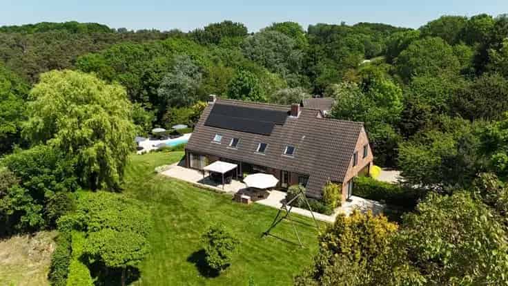 Villa Te Koop 6 slaapkamers Rustig gelegen