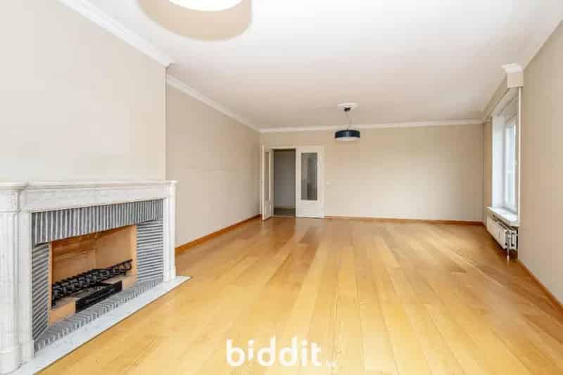 Het appartement type G op de 3e verd. en de garage nr 28