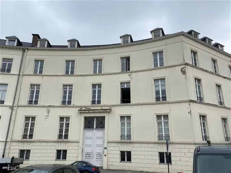 BARRICADES 1: kantoren te huur vanaf 150m²