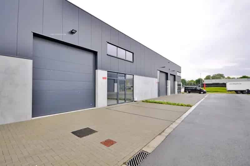 Nieuwbouw bedrijfsgebouw te koop in Kmo-Park Moenkouter Zwevegem