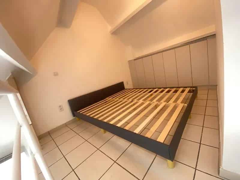 Appartement Met Zeer Groot Terras Op Een Perfecte Locatie!!