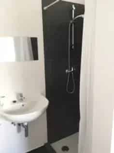 Kamer Te Huur , 7, Place Louis Delhaize, Charleroi, Henegouwen