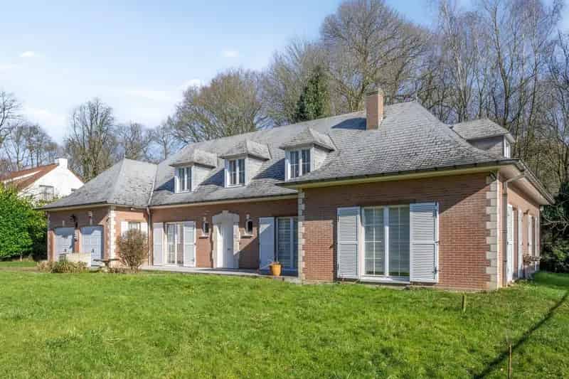 Charmante villa op unieke locatie in de Marnix wijk