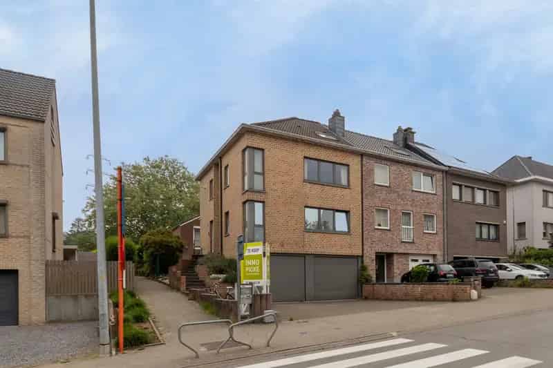 Huis te koop: 2 Appartementen met Garages en Stadstuin