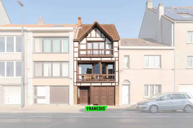 karaktervolle rijwoning in Mariakerke (Oostende) biedt een zee aan ruimte en mogelijkheden!