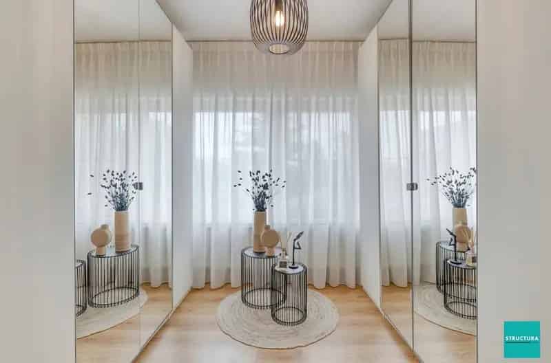 Ruime 4-SLK Woning in Denderhoutem, 235m² Woonopp.