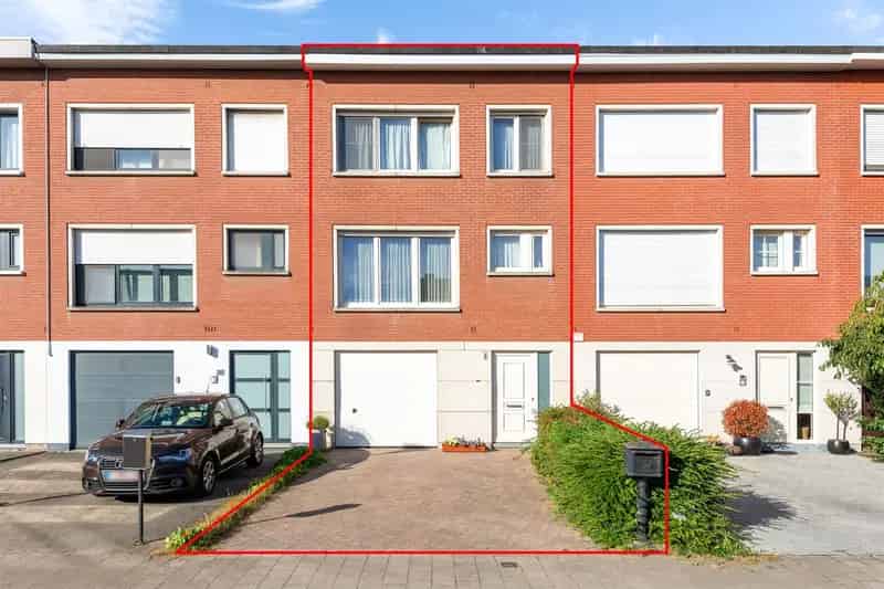 Bel-etage woning met 3 slaapkamers en tuin!