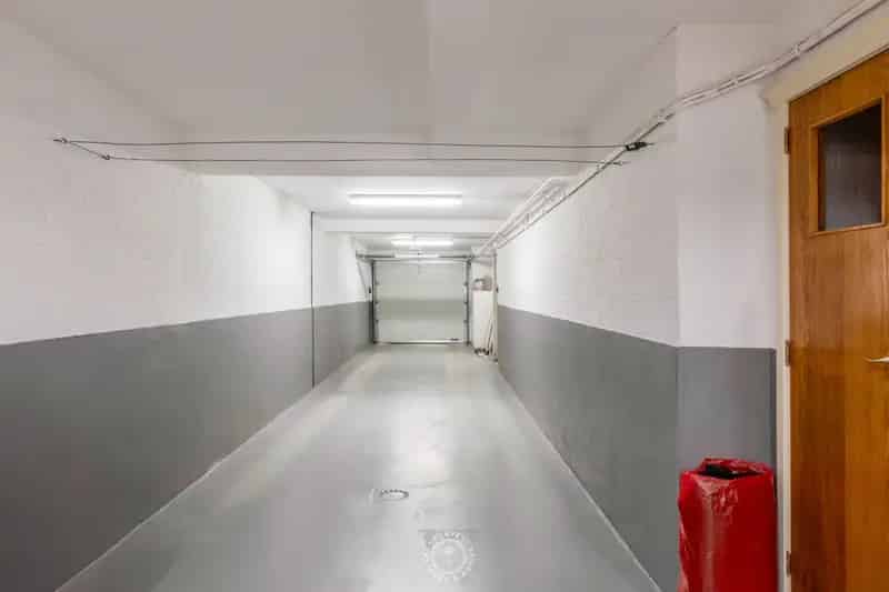 Investeringseigendom met 2 appartementen en ruime garage – centrale locatie in Sint-Niklaas