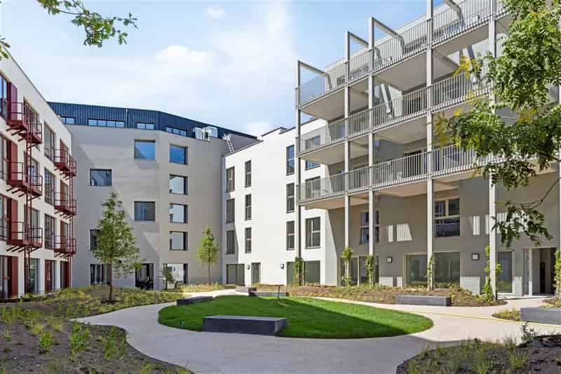 Centraal gelegen appartement met 2 slaapkamers en terras te huur!