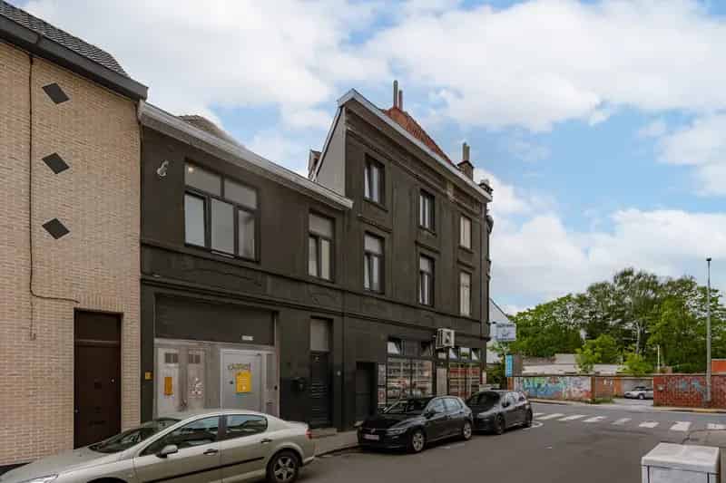 Herenwoning met Handelspand te Gent Visserijwijk