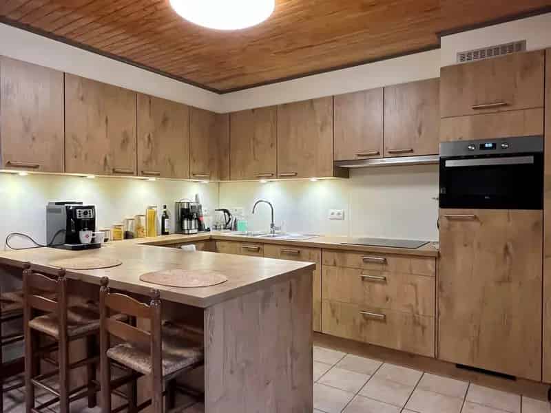 Gezellige woning te koop in Oostrozebeke!