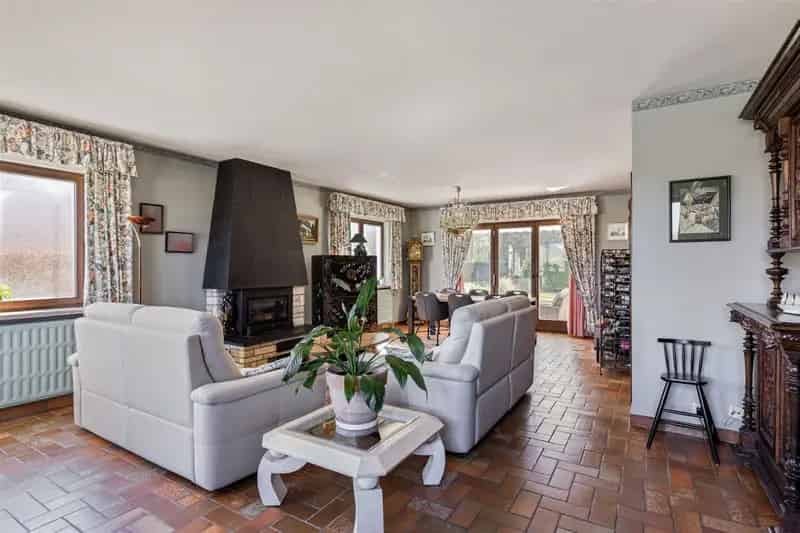 Charmante villa bij het bos van Strihoux