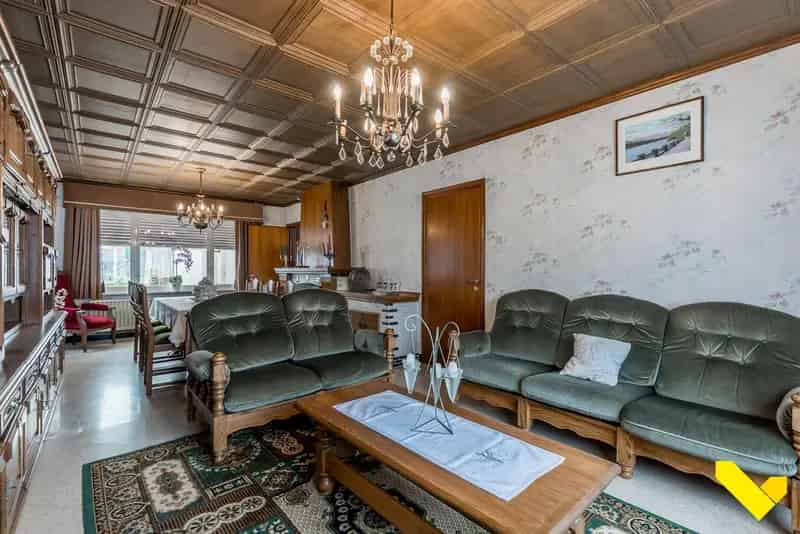 Goed Gelegen Woning Met Grote Tuin