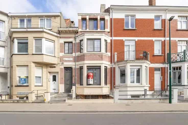 Gerenoveerde Woning te Koop De Panne