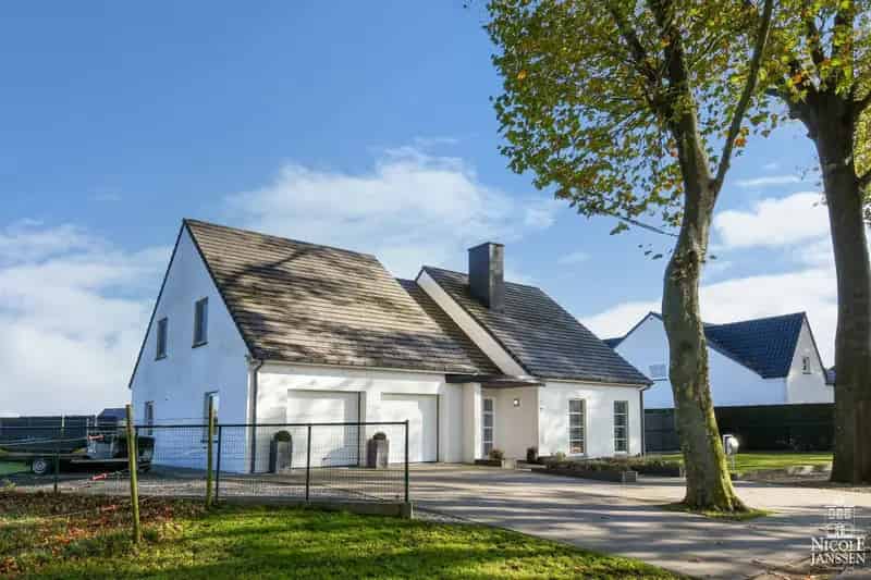 Instapklare gezinswoning gelegen op een mooie, rustige locatie