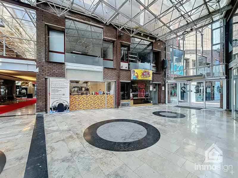Handelspand te huur in Shopping 2 Genk