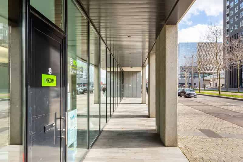commerciële ruimte ca 203 m² op absolute zichtlocatie