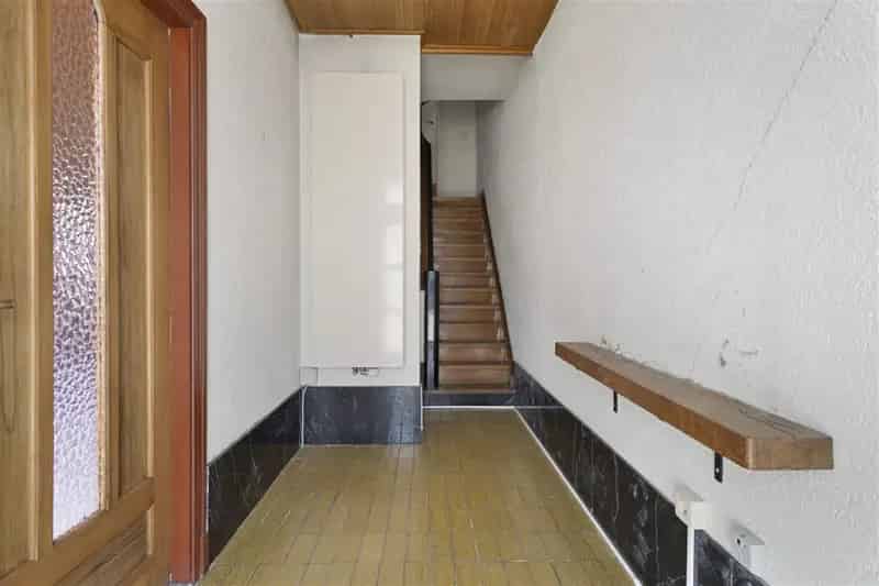 Halfopen bebouwing met 4 slaapkamers - IN OPTIE !