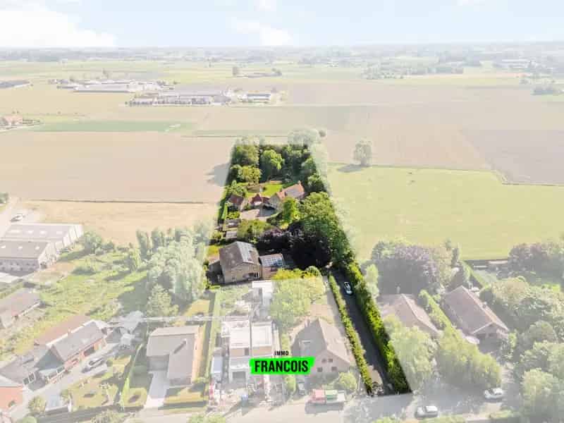 Prachtig landhuis met vakantiewoning en verbluffende tuin in Merkem