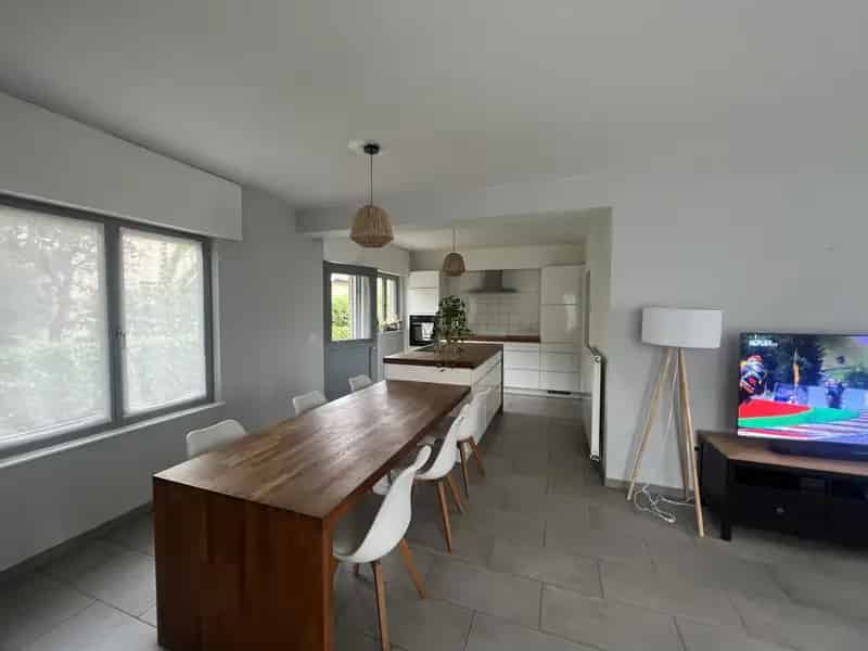Huis te huur: Rustige woning met tuin en garage