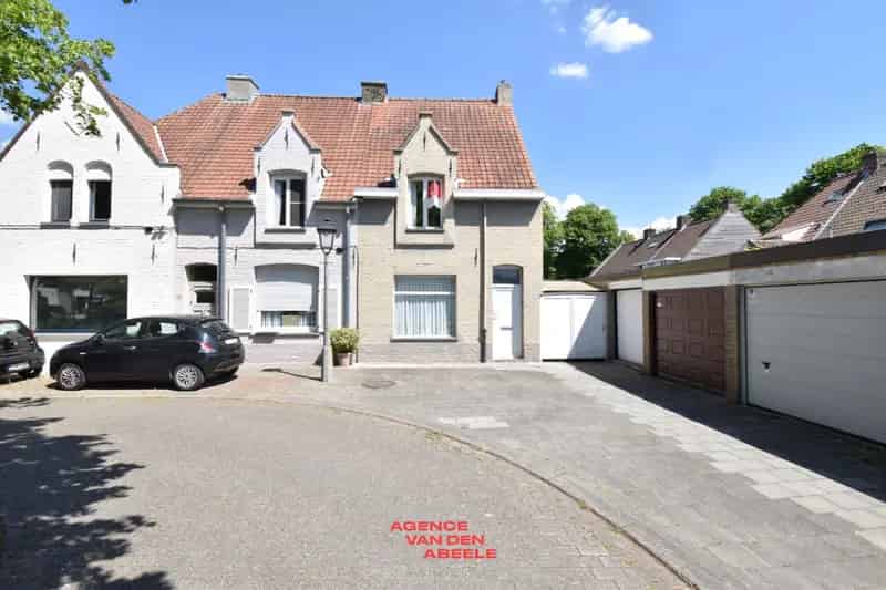 Huis te huur 3 slaapkamers Sint-Pieters Praktijkruimte