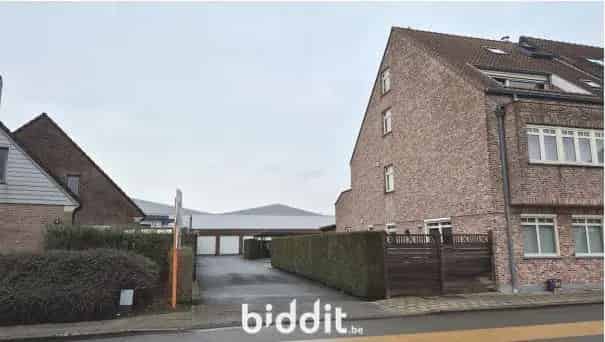 Garagebox nr 17 Slachthuisstraat 34/36+ Deinze