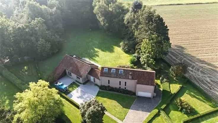 Huis Te Koop Huppaye: Rustige Villa met Groot Perceel