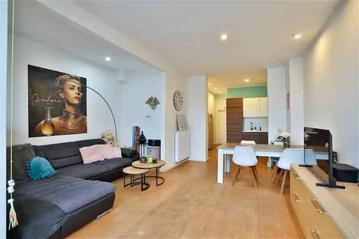Appartement Te Koop Mortsel 1 Slaapkamer Tuin Gerenoveerd